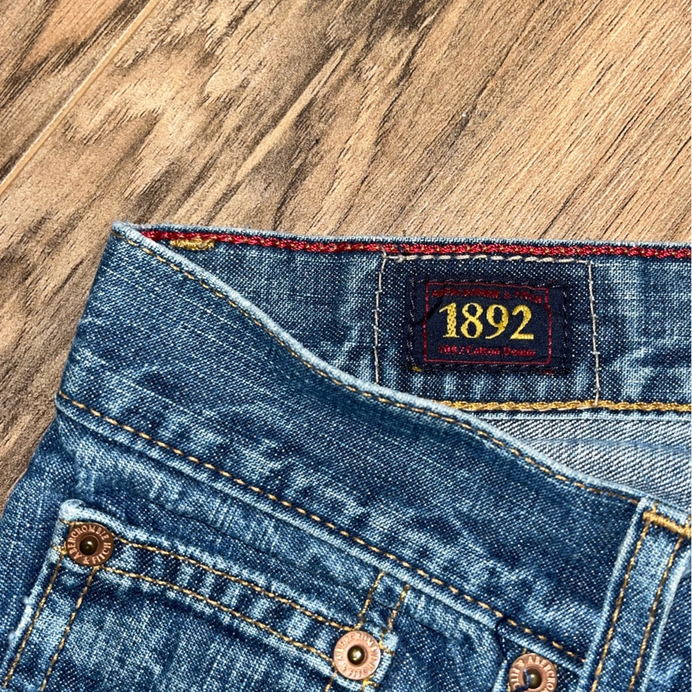 Abercrombie & Fitch Jeans - Picture 2 of 6